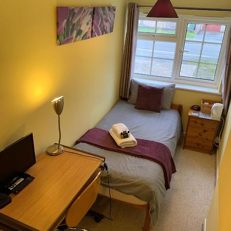 The Holly Tree Bed & Breakfast Cambridge  Ngoại thất bức ảnh